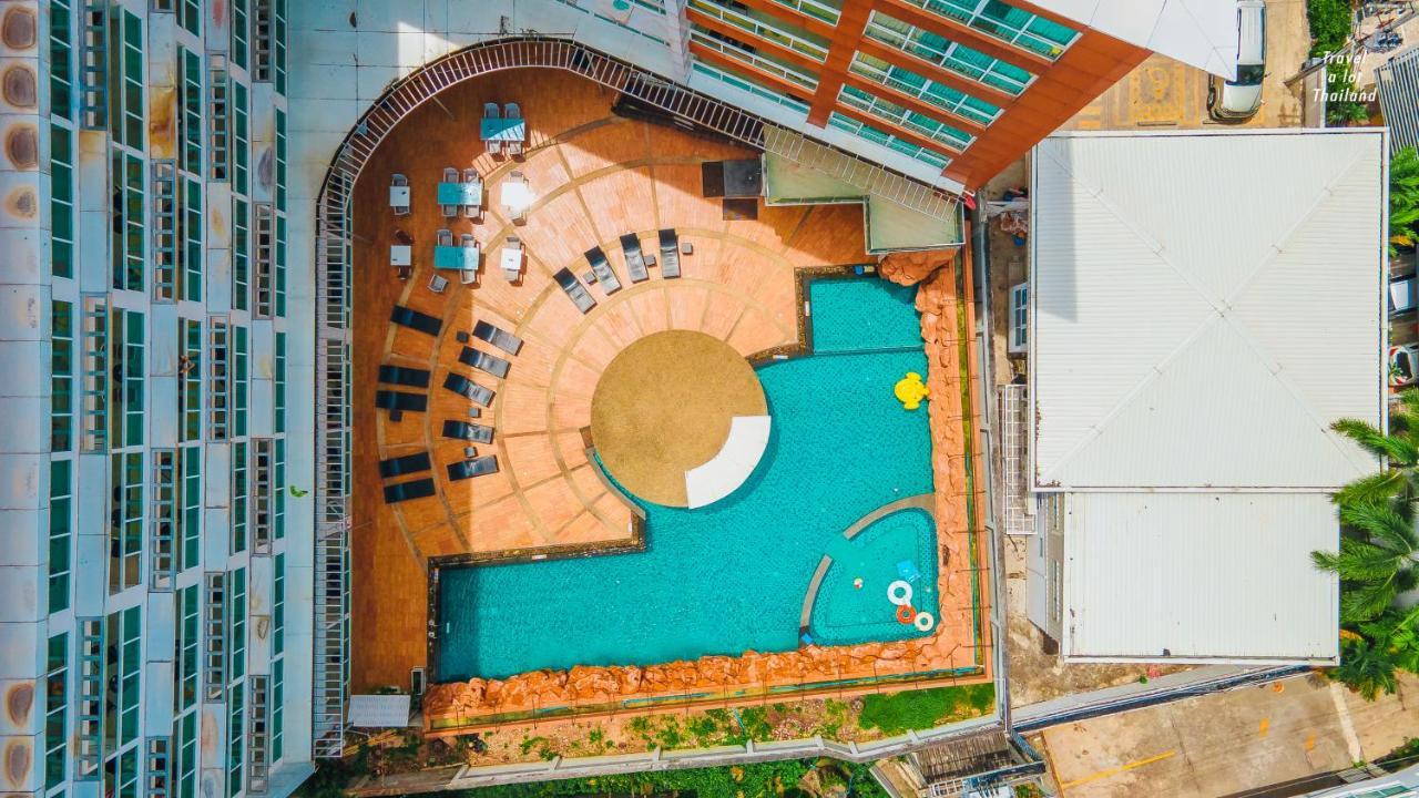 Hotel Centara Nova Y 4*