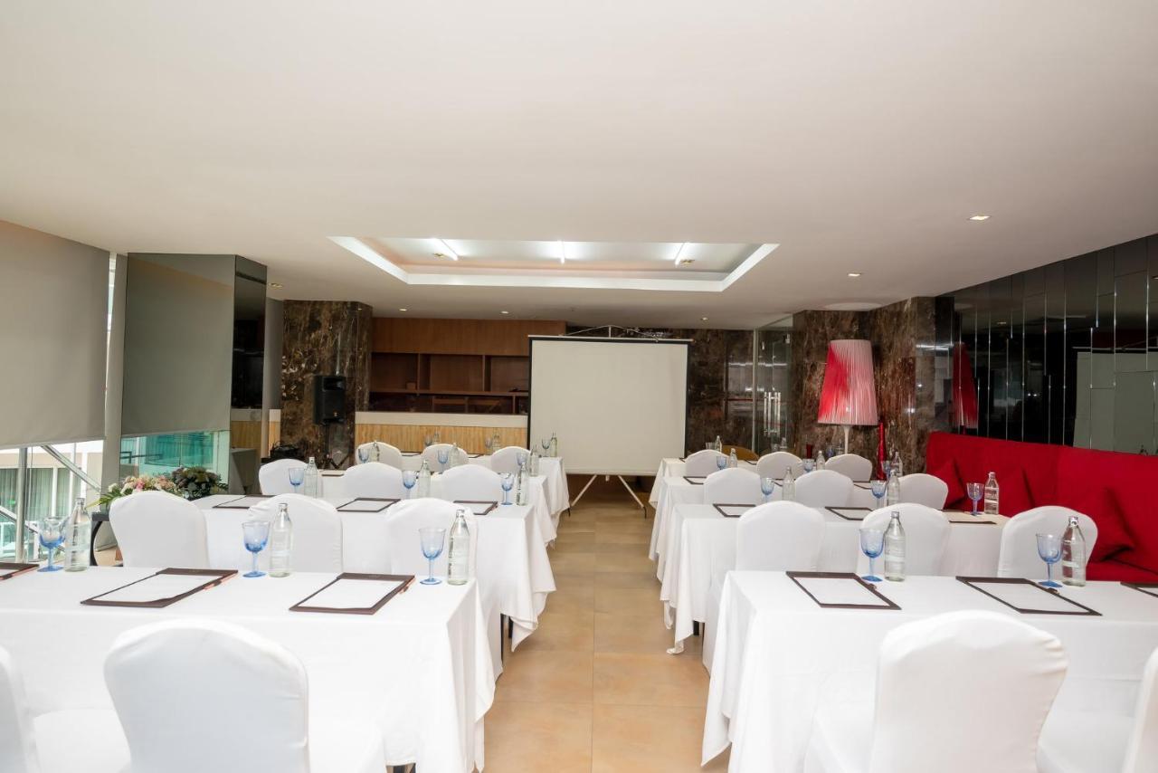 Hotel Centara Nova Y 4*